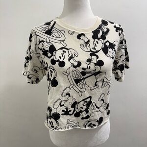 Disney 100 Mickey Mouse Steamboat Willy Boxy Shirt Size M EUC